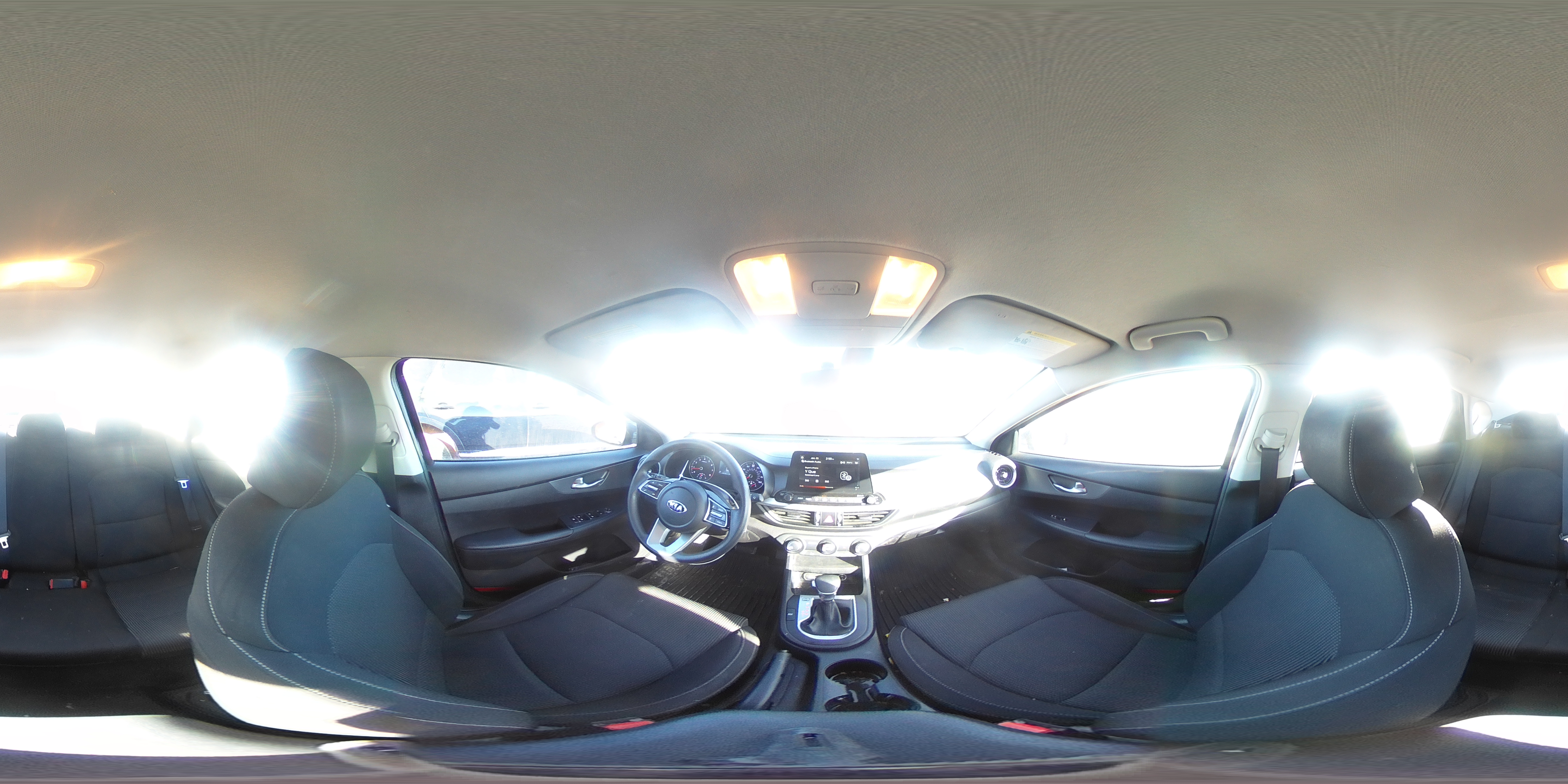 2020 Kia Forte - Image 13