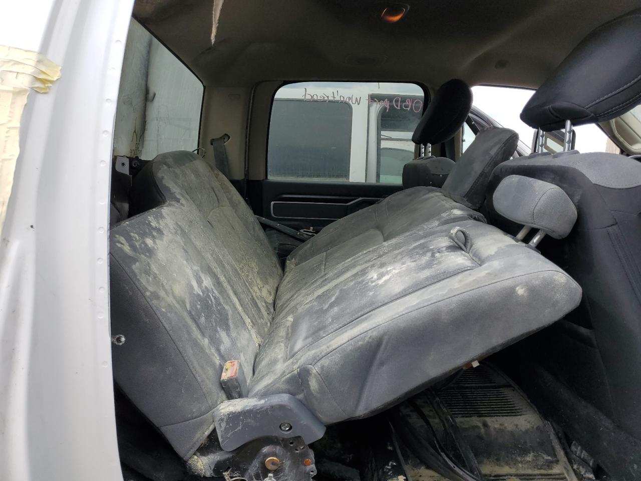 2019 RAM 3500 - Image 11