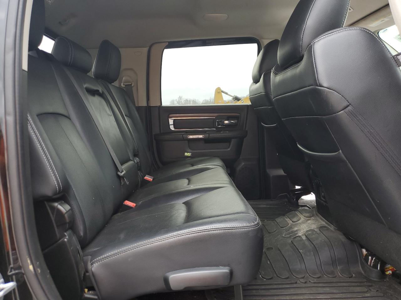 2018 RAM 2500 - Image 11