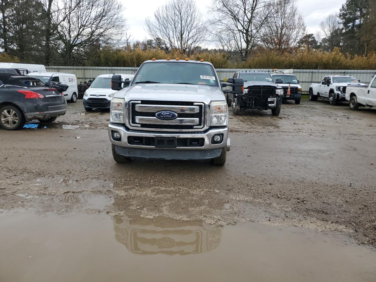 2016 Ford F350 - Image 5