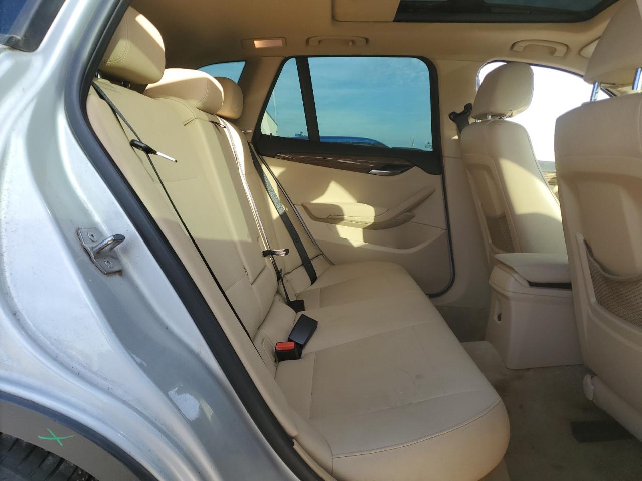 2013 BMW X1 - Image 11