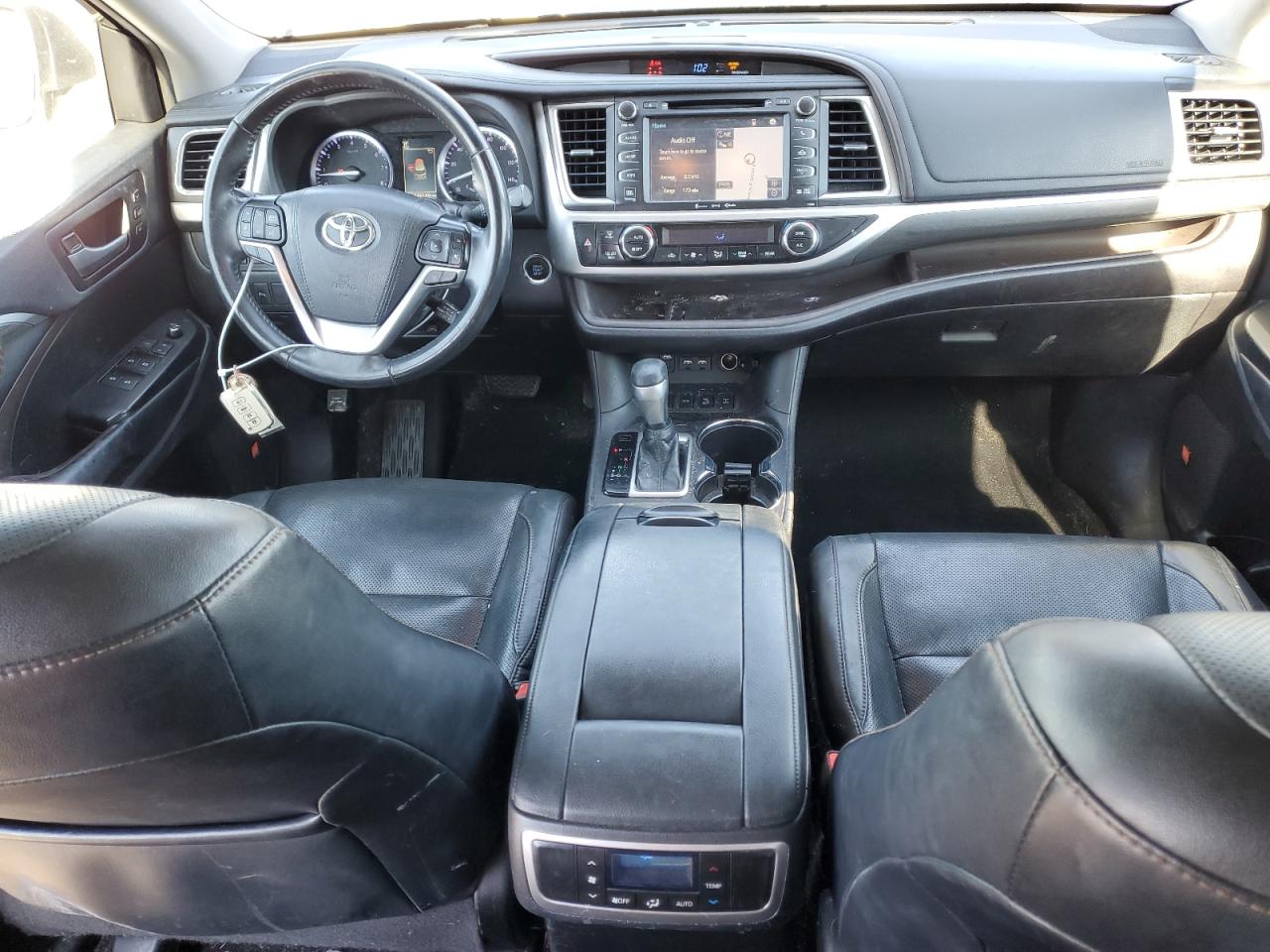 2019 Toyota Highlander - Image 8