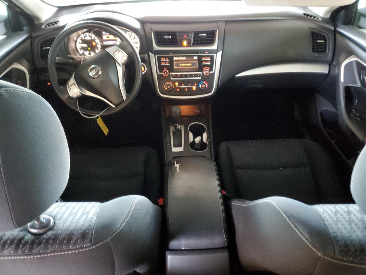2016 Nissan Altima - Image 8