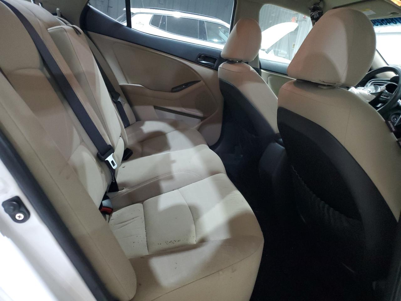 2014 Kia Optima - Image 10