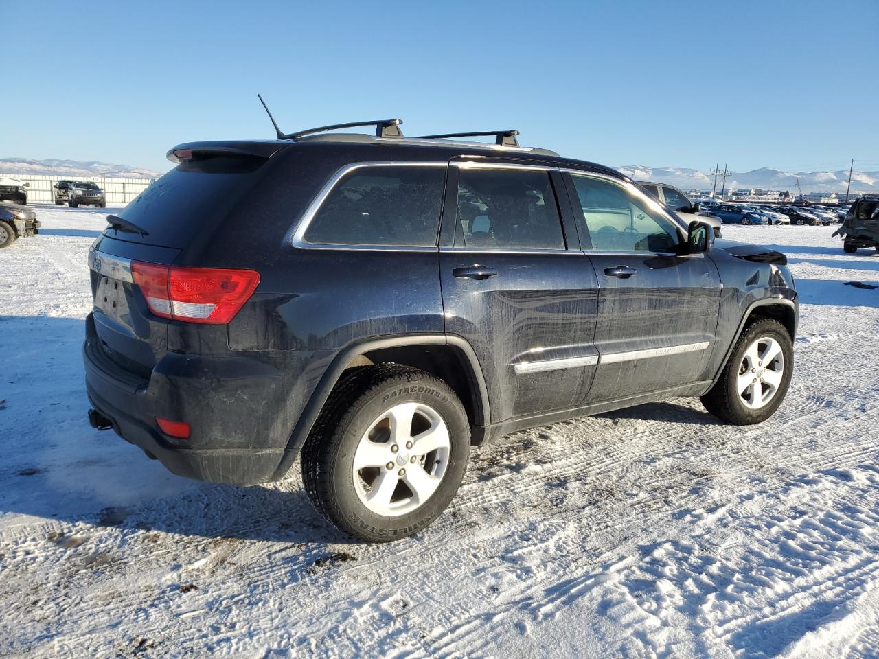 2011 Jeep Grand Cherokee - Image 3