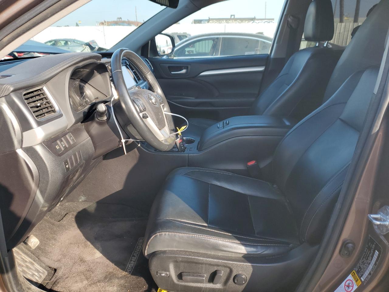 2018 Toyota Highlander - Image 7