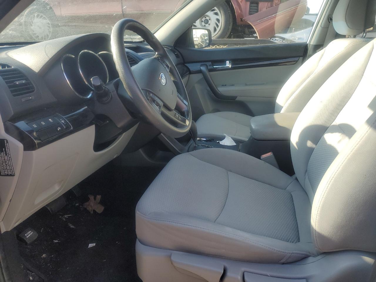 2011 Kia Sorento - Image 7