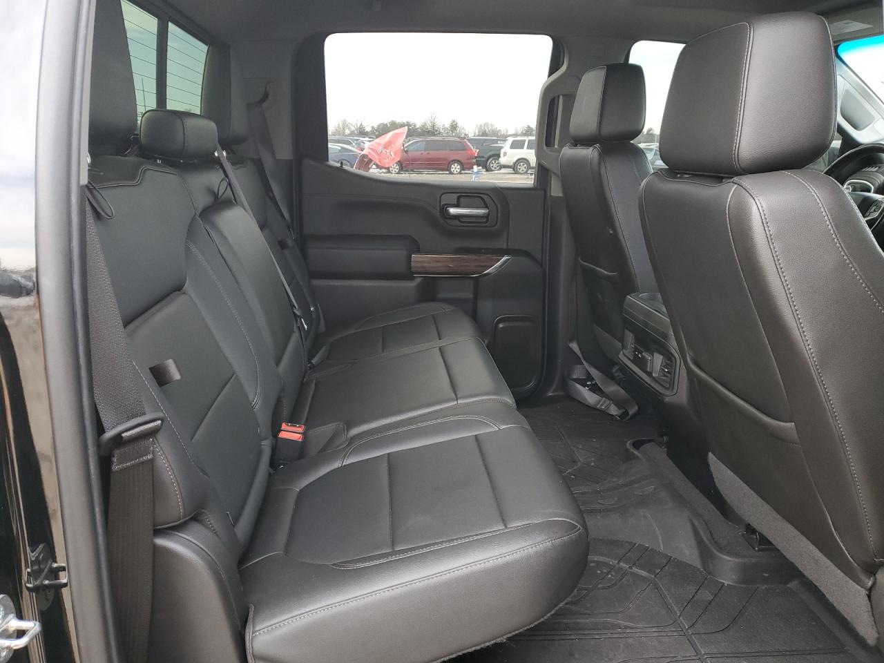 2019 Chevrolet Silverado - Image 10