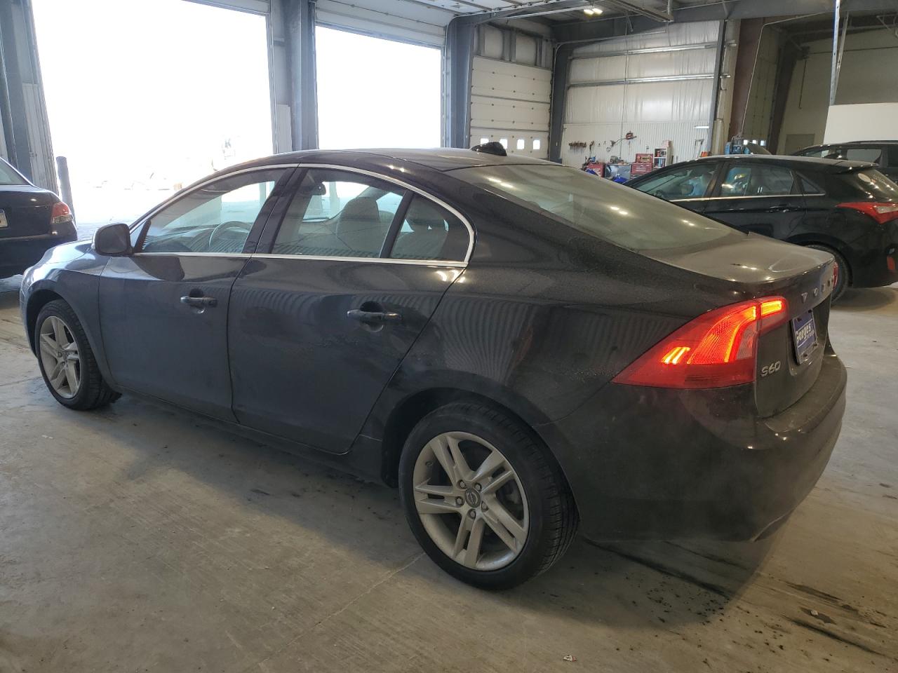 2015 Volvo S60 - Image 2