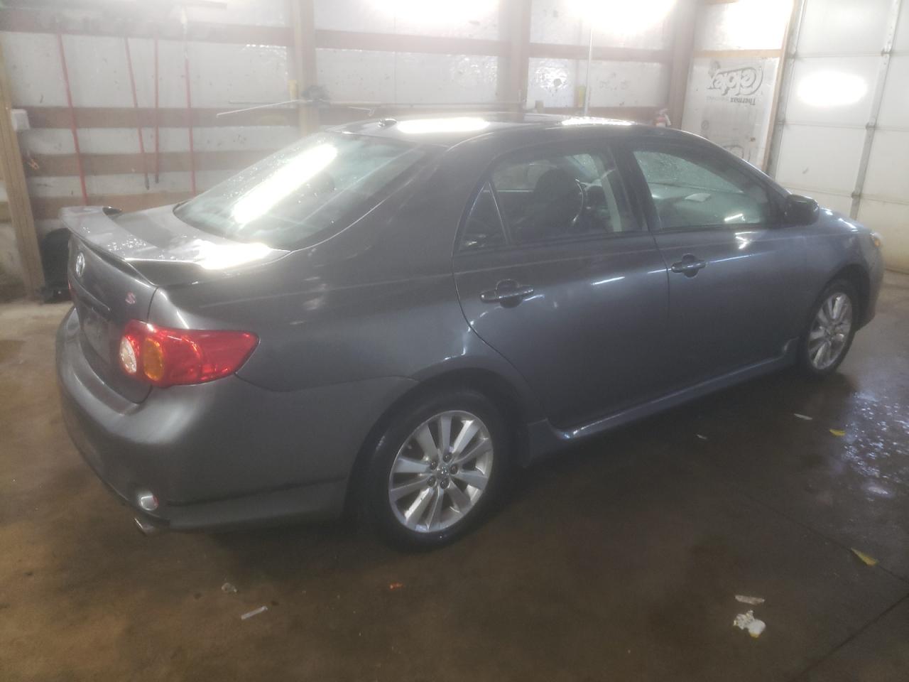 2010 Toyota Corolla - Image 3