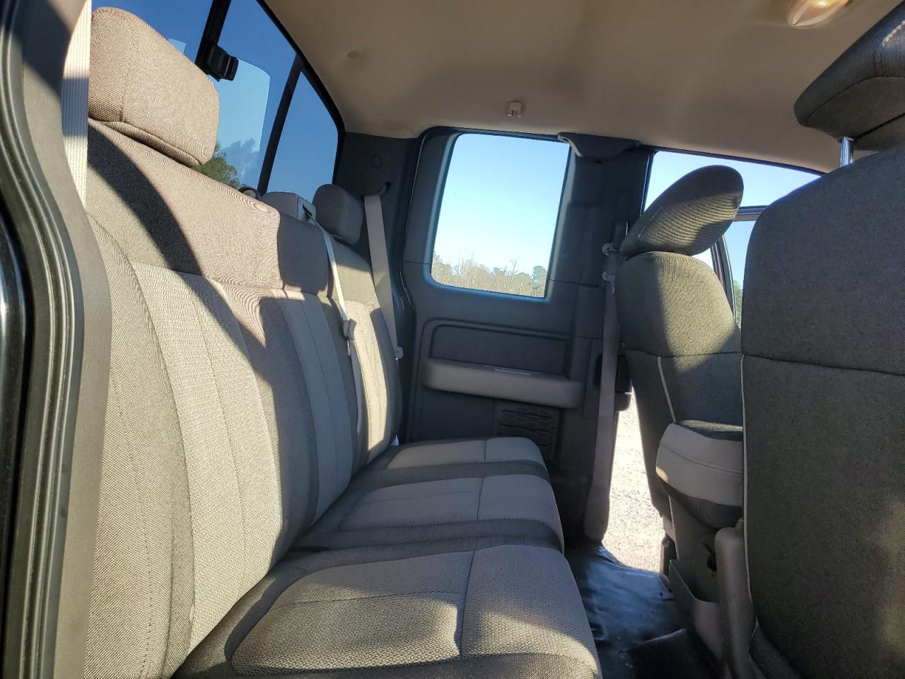 2009 Ford F-150 - Image 11