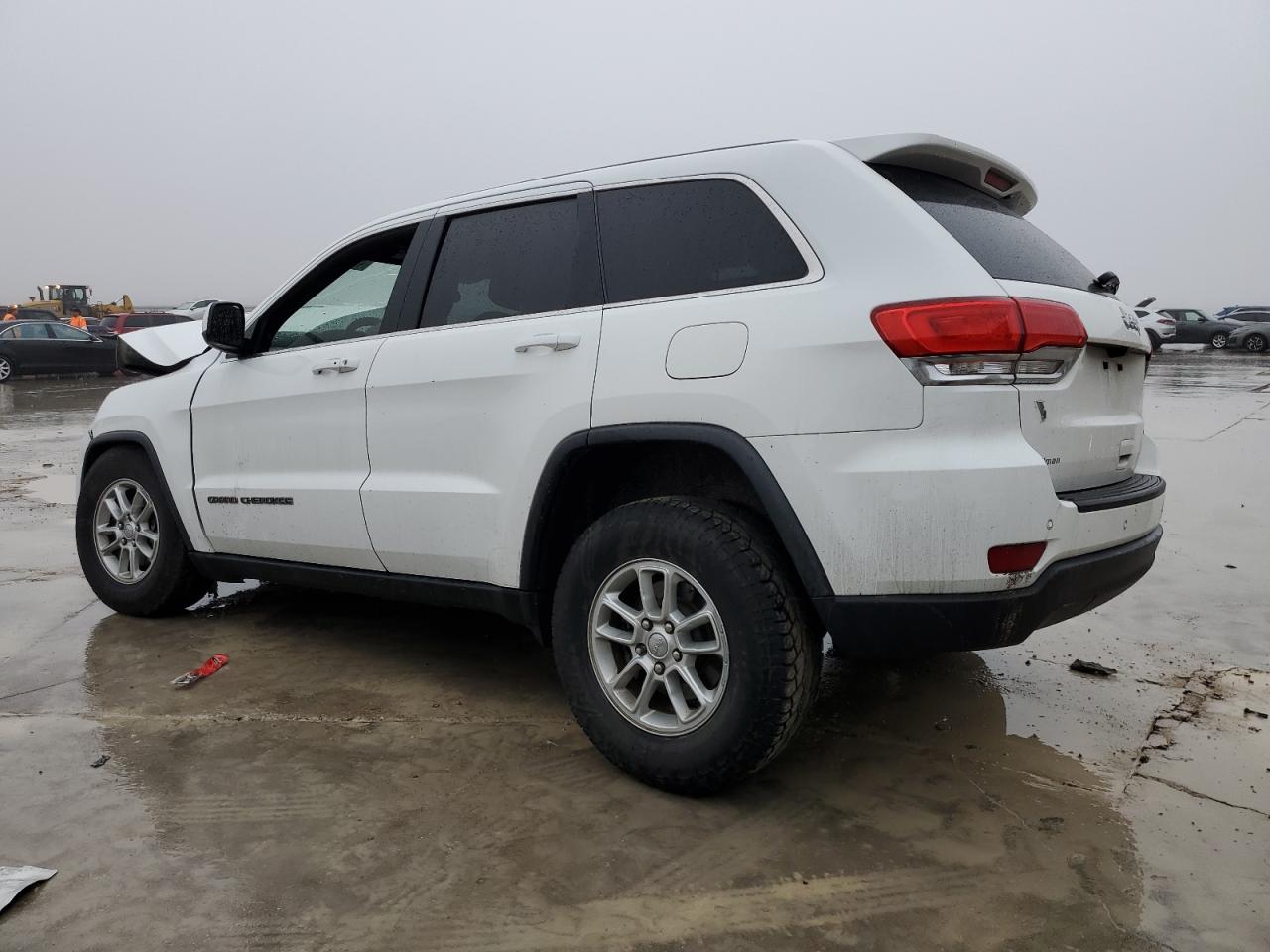 2018 Jeep Grand Cherokee - Image 2