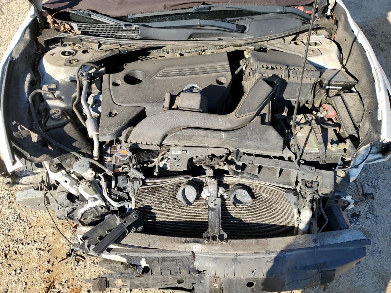 2014 Nissan Altima - Image 12