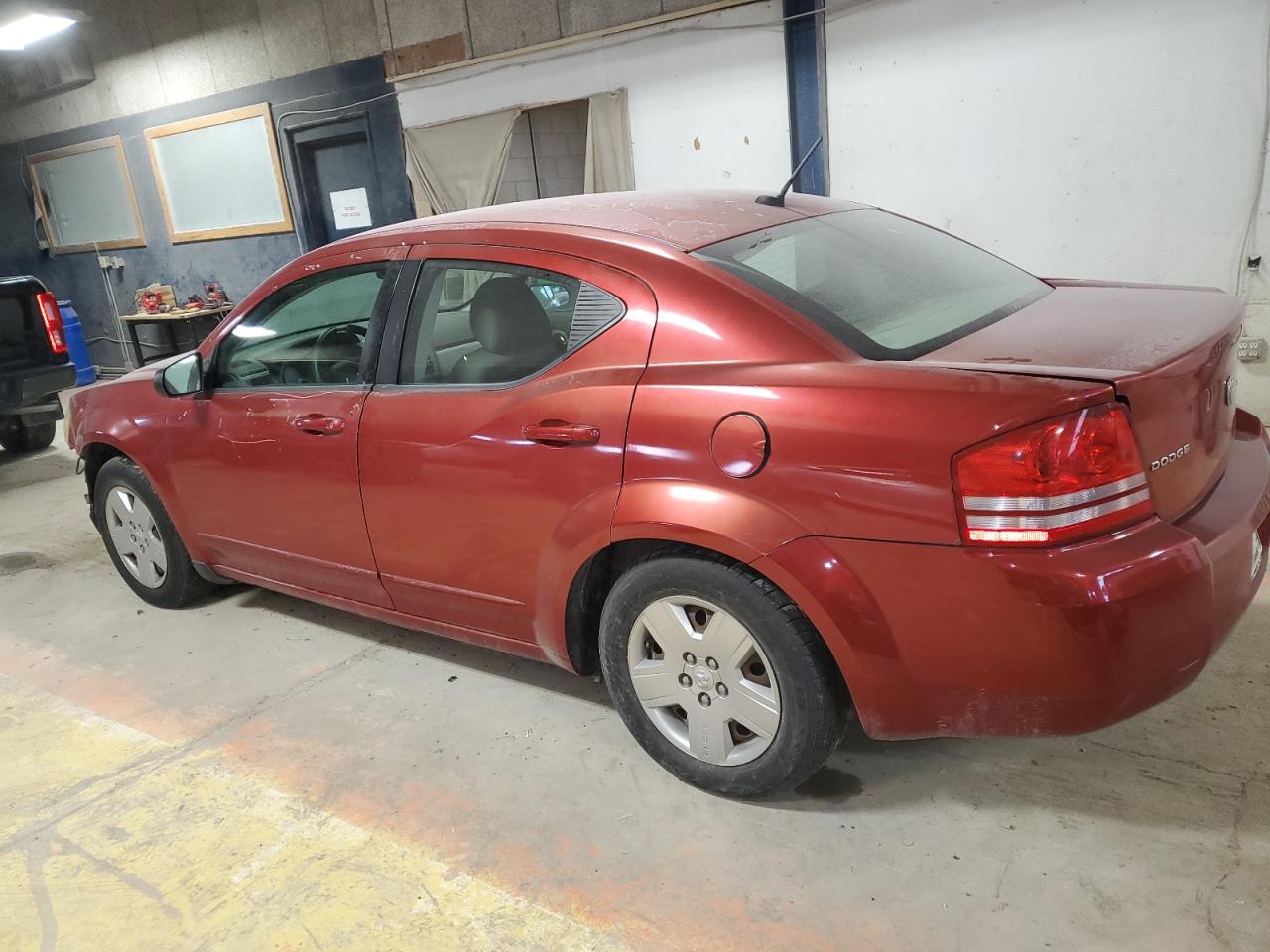2009 Dodge Avenger - Image 2
