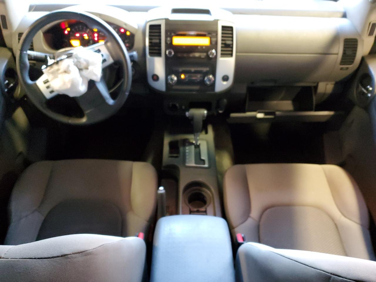 2014 Nissan XTerra - Image 8