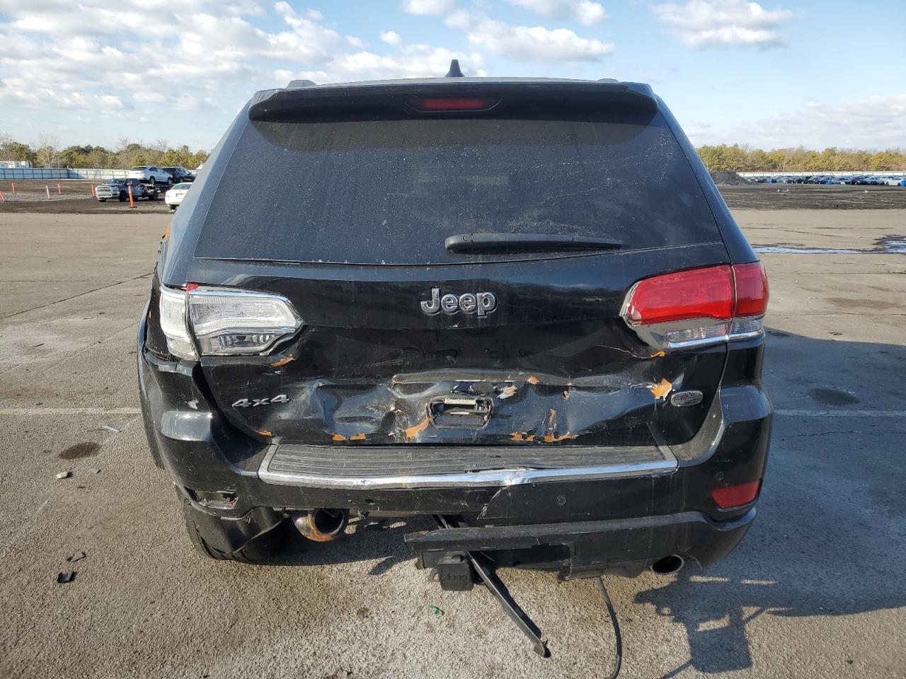 2020 Jeep Grand Cherokee - Image 6