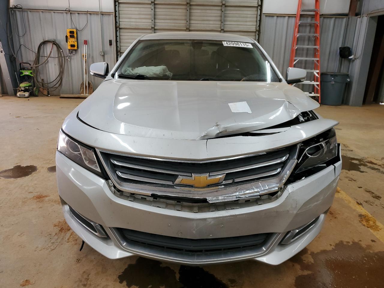 2017 Chevrolet Impala - Image 5