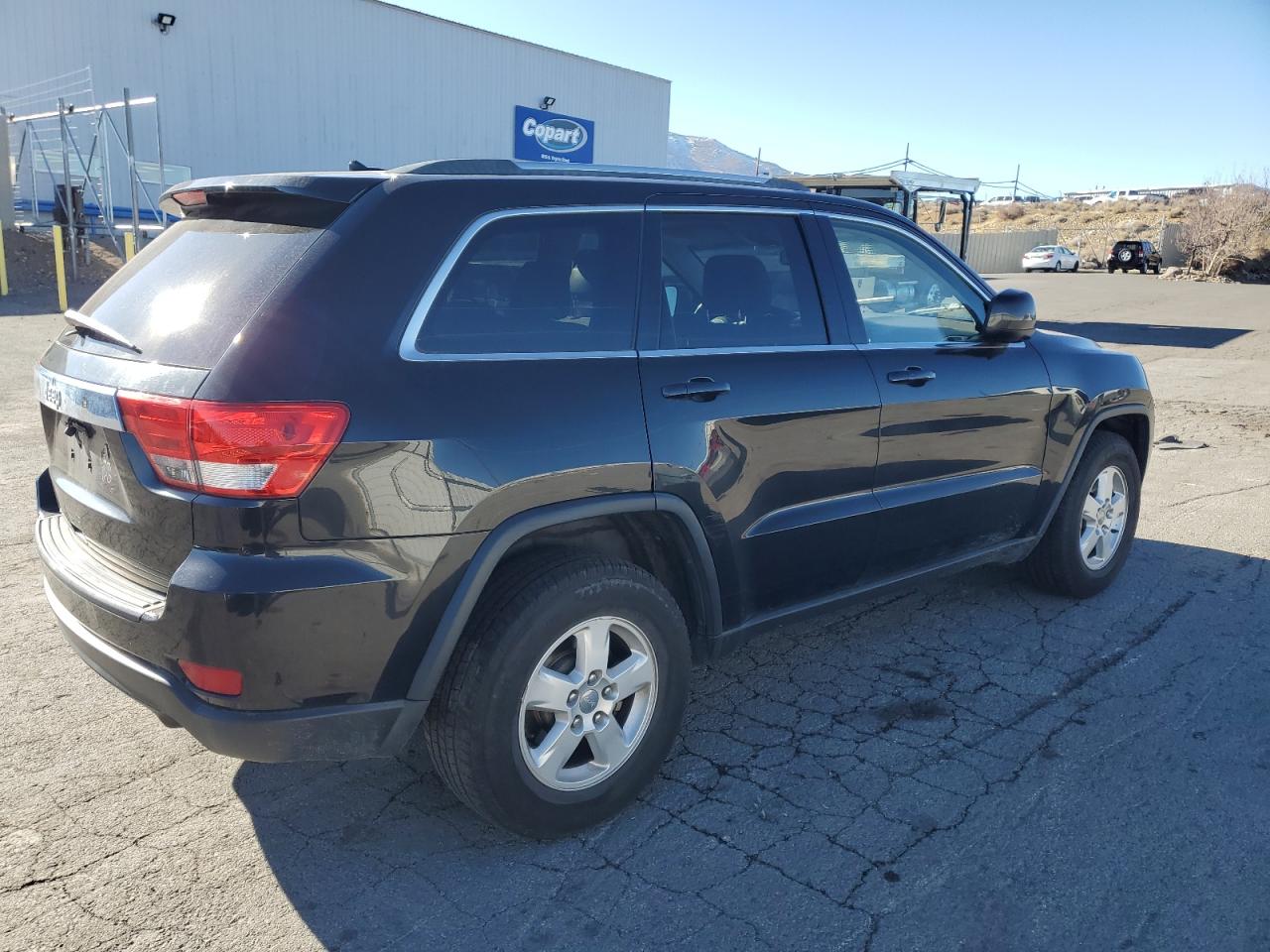 2013 Jeep Grand Cherokee - Image 3