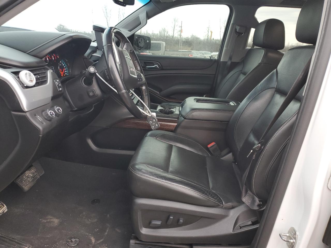 2019 GMC Yukon - Image 7