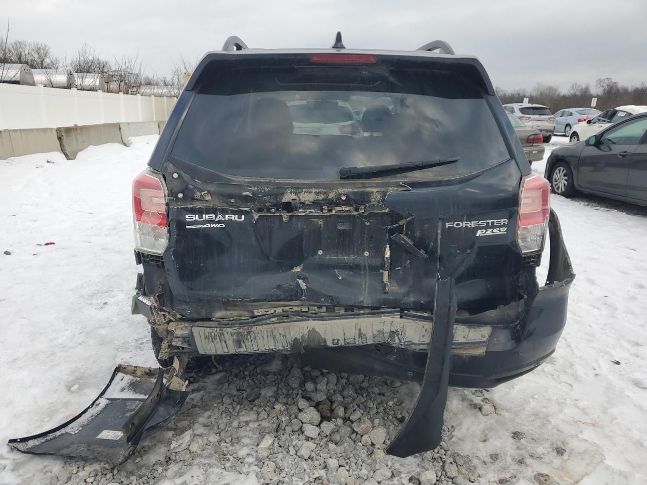 2017 Subaru Forester - Image 6