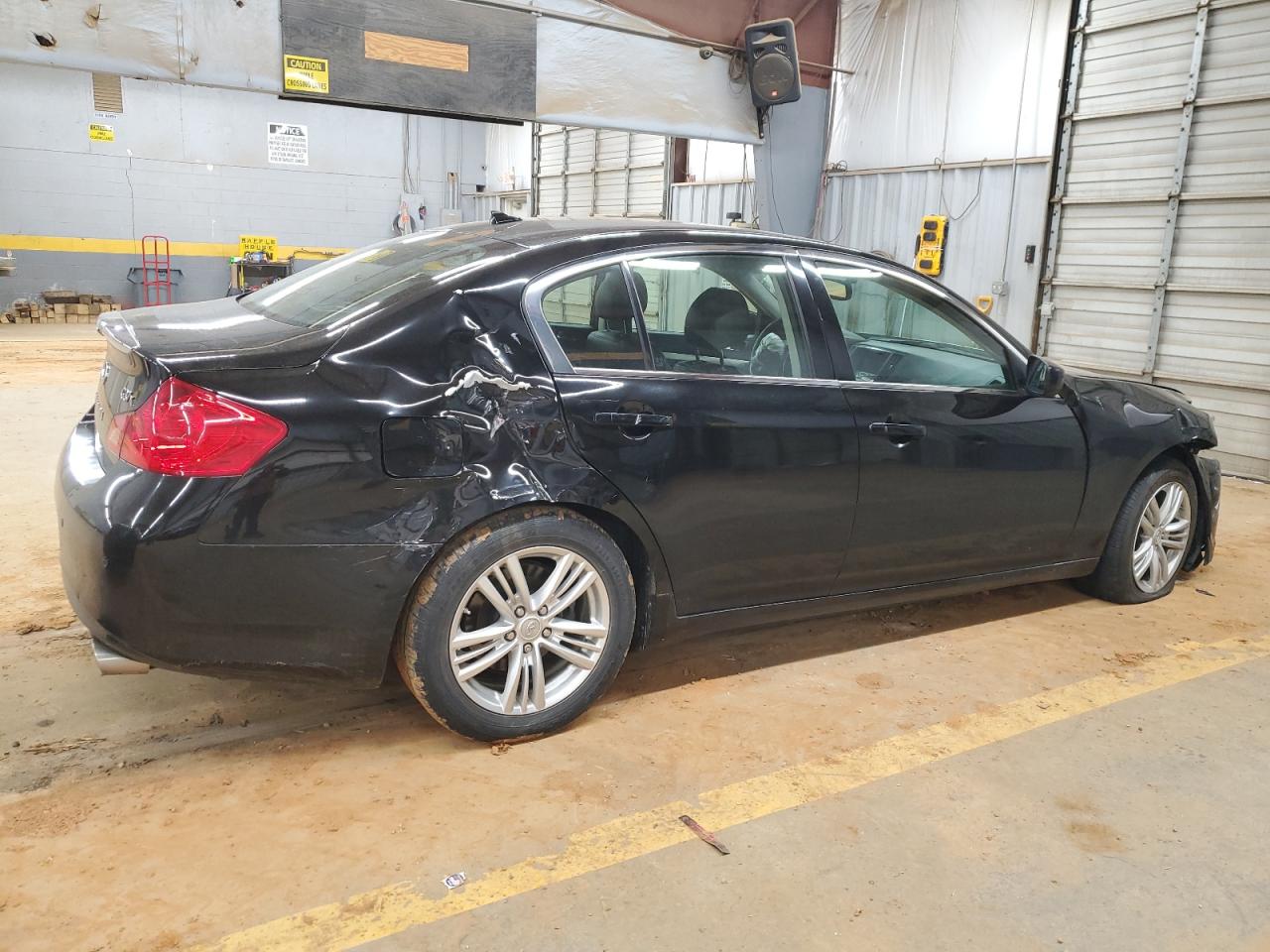 2011 Infiniti G - Image 3