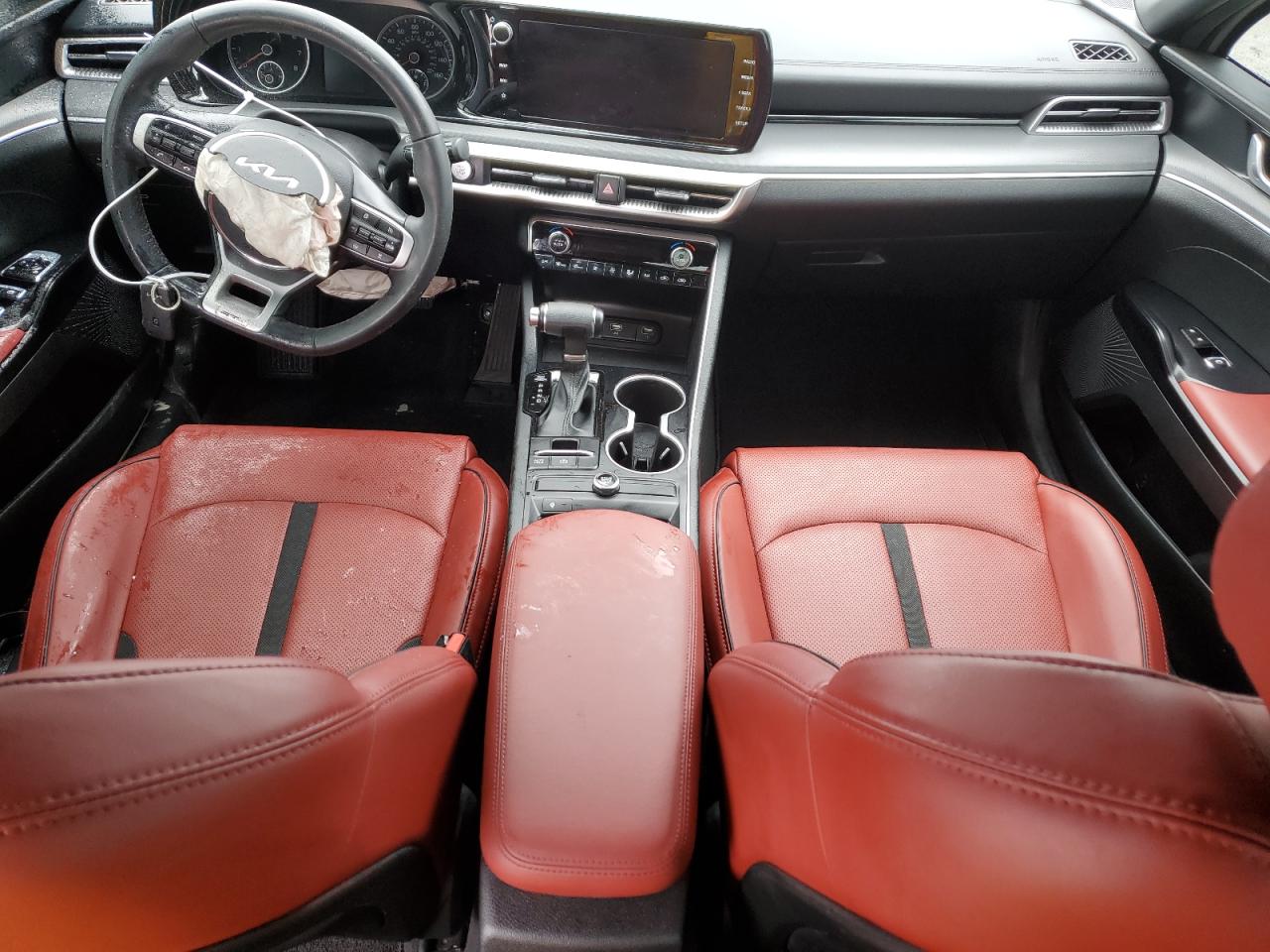 2023 Kia K5 - Image 8