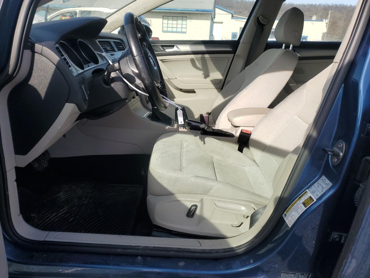 2017 Volkswagen Golf S VIN: 3VW217AU6HM045501 Lot: 88303515