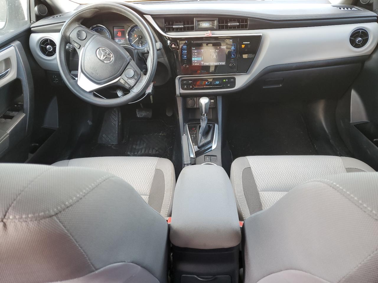 2017 Toyota Corolla - Image 8