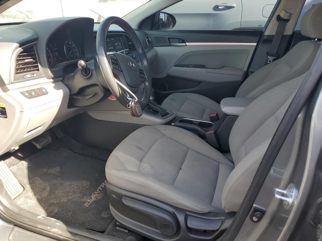 2018 Hyundai Elantra - Image 7