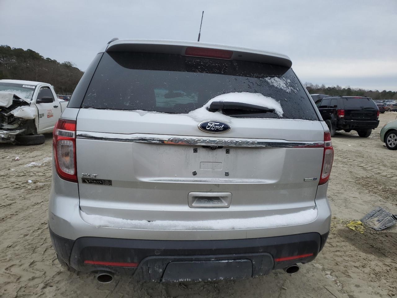 2013 Ford Explorer - Image 6