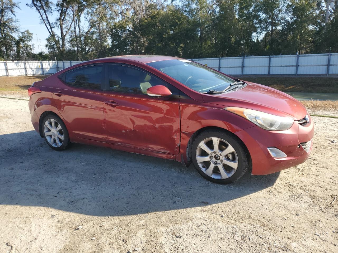 2013 Hyundai Elantra - Image 4