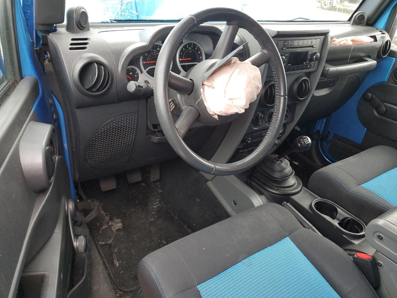 2010 Jeep Wrangler - Image 8