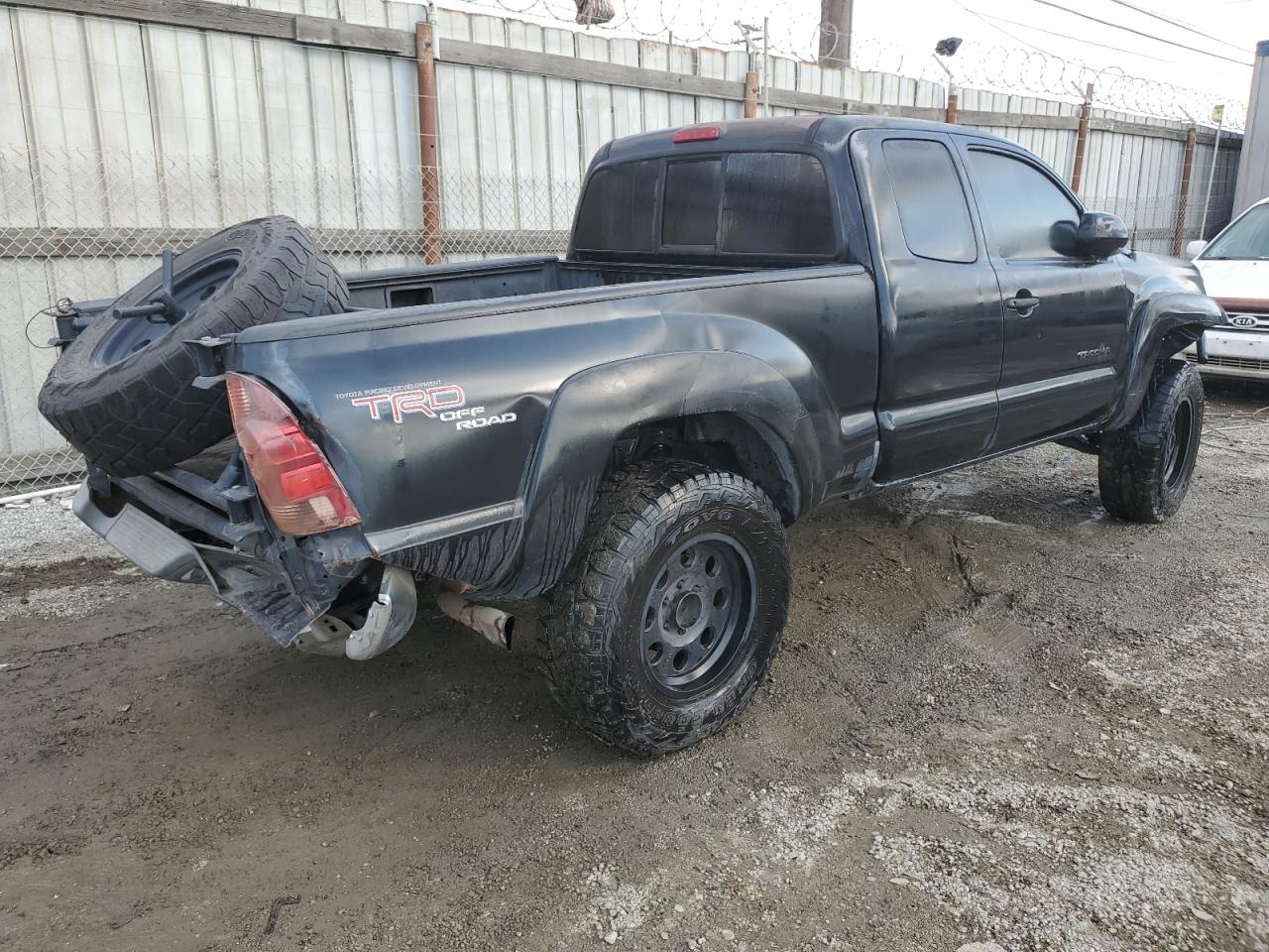 2006 Toyota Tacoma - Image 3