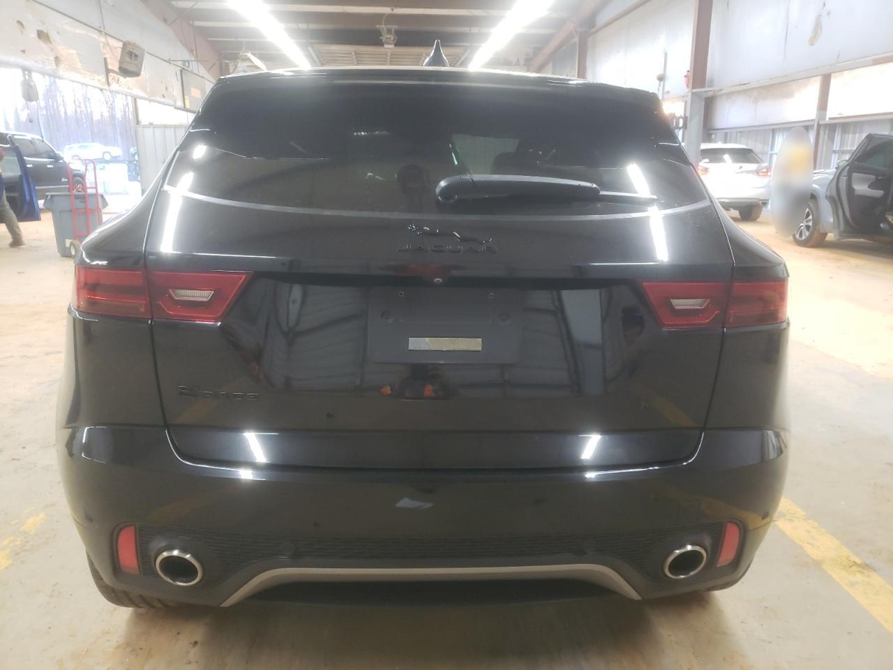 2021 Jaguar E-Pace - Image 6