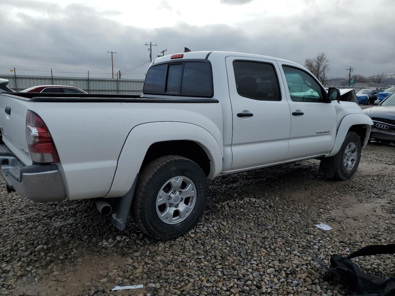 VIN 3TMLU4EN6FM178787 2015 TOYOTA TACOMA no.3