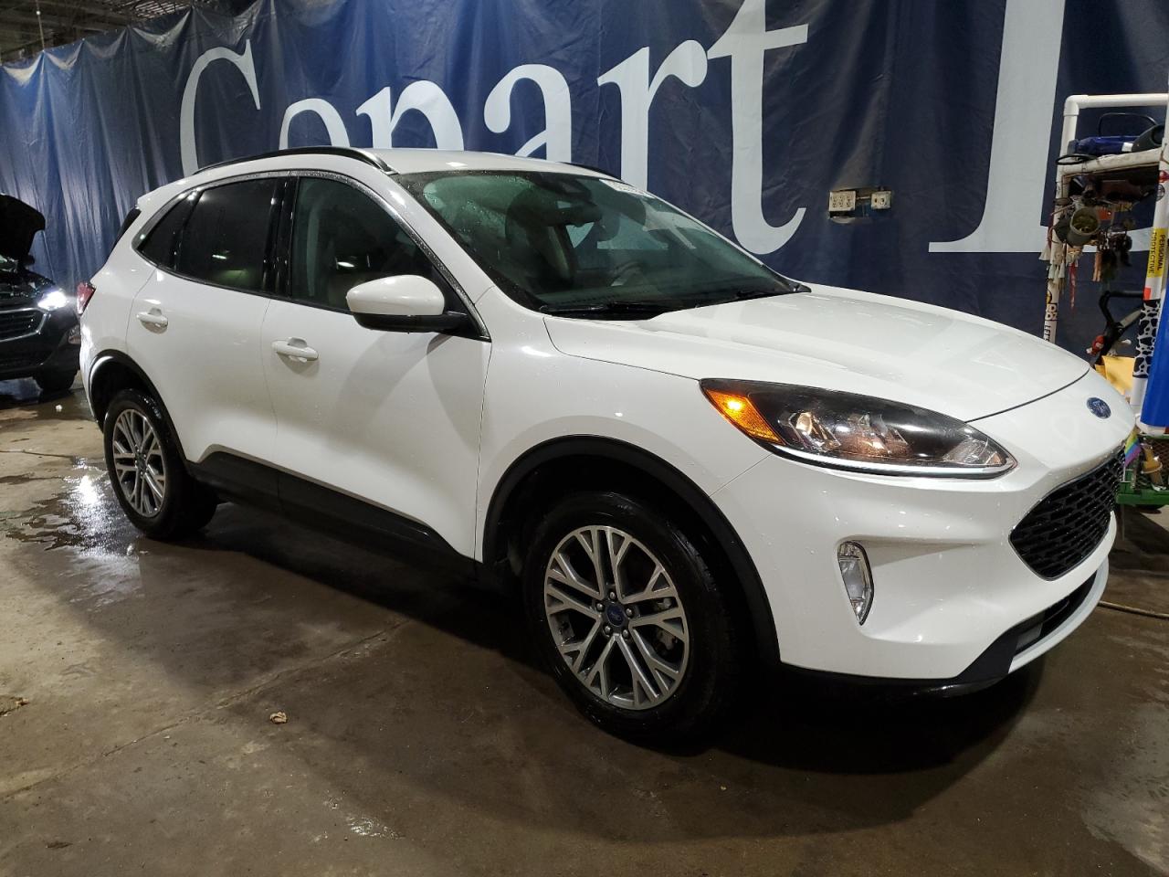 2021 Ford Escape - Image 4