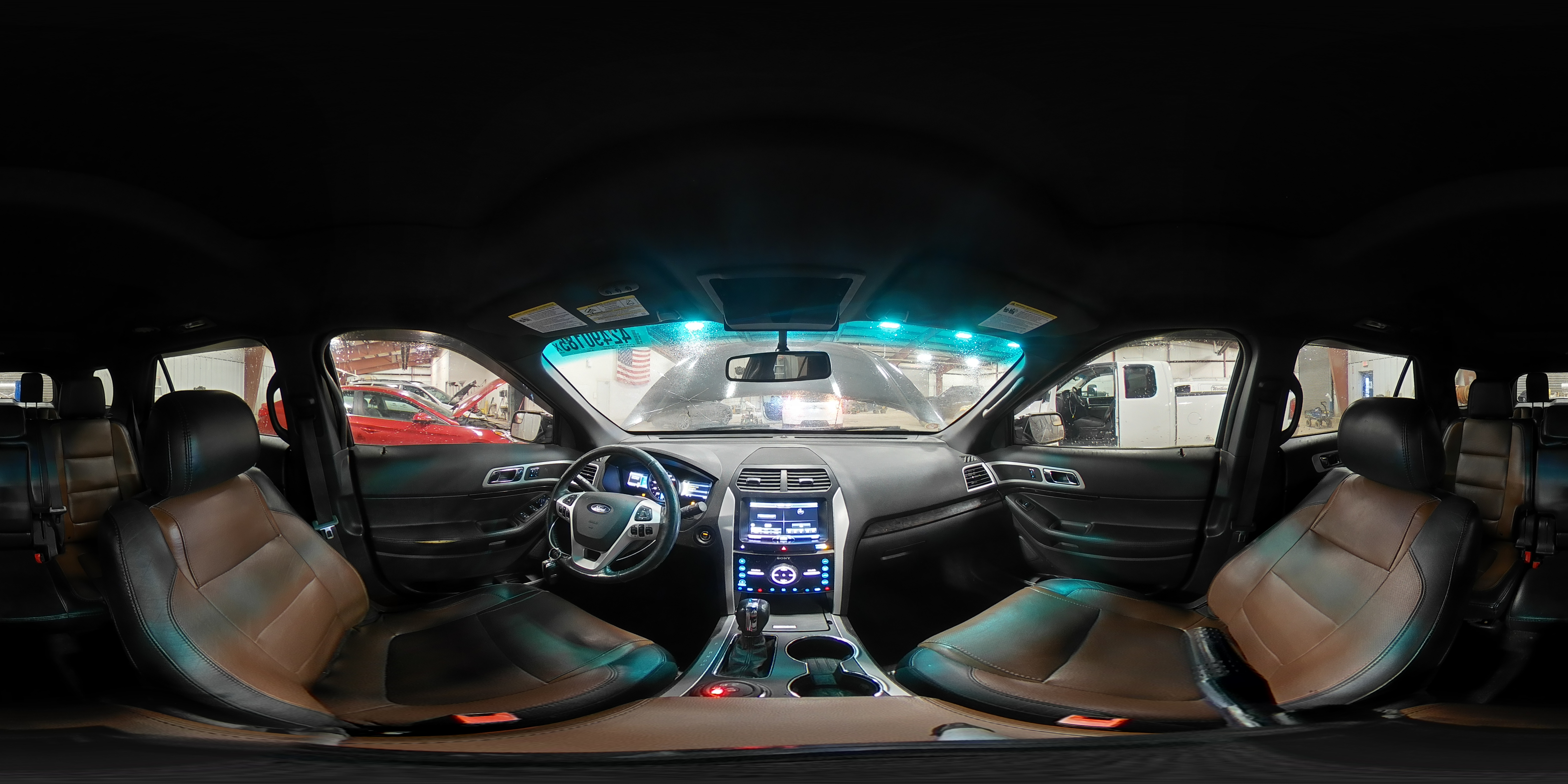 2015 Ford Explorer - Image 15
