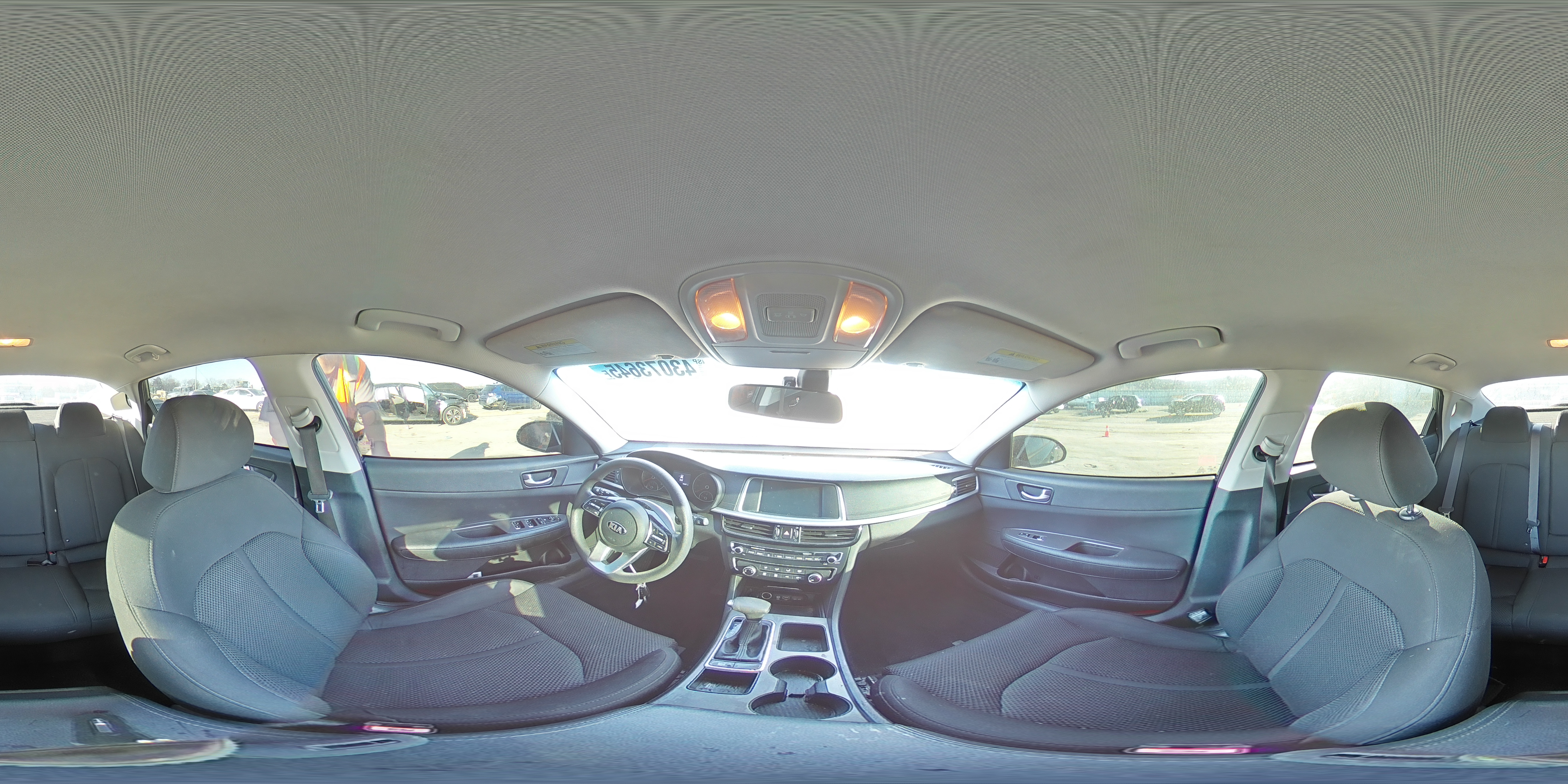 2020 Kia Optima - Image 12