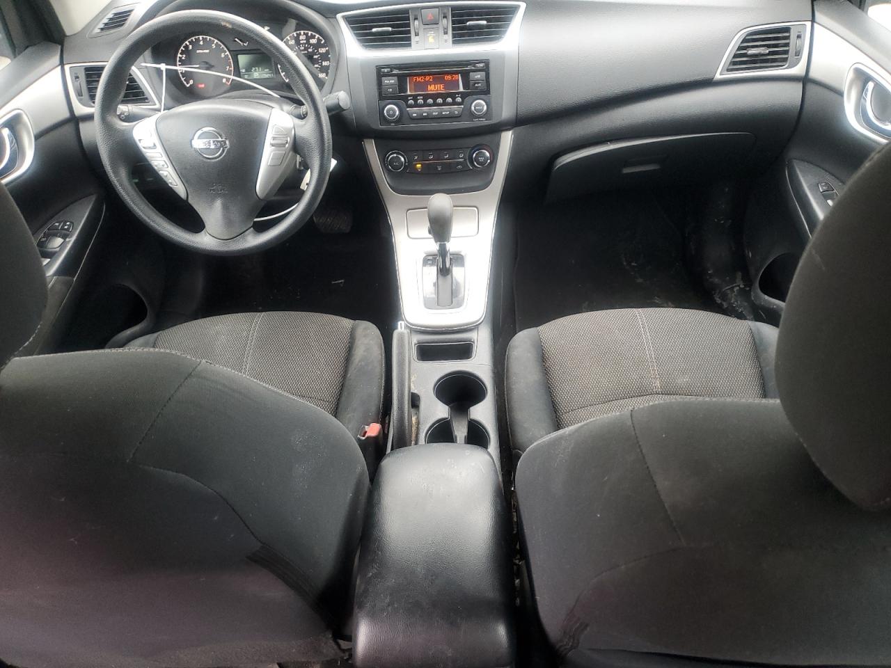 2015 Nissan Sentra - Image 8