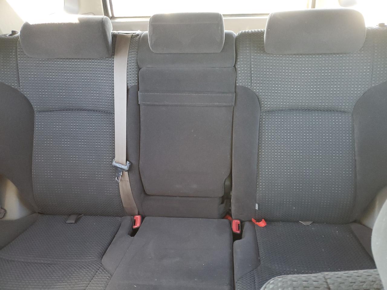 2003 Toyota 4Runner - Image 10