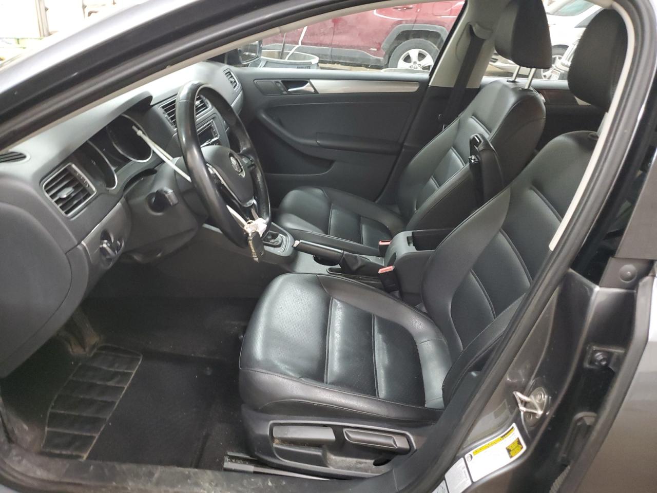 2017 Volkswagen Jetta - Image 7