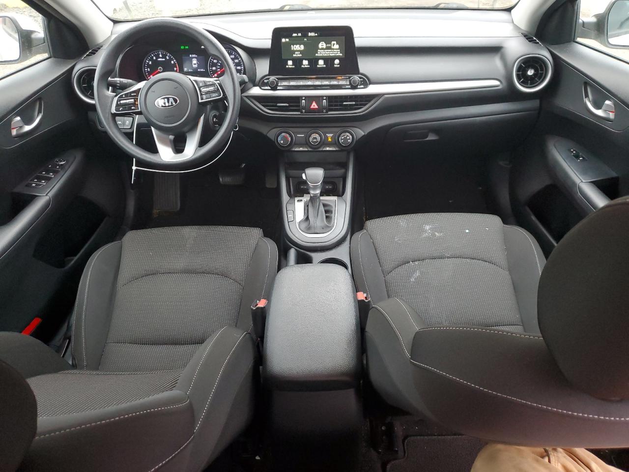2020 Kia Forte - Image 8