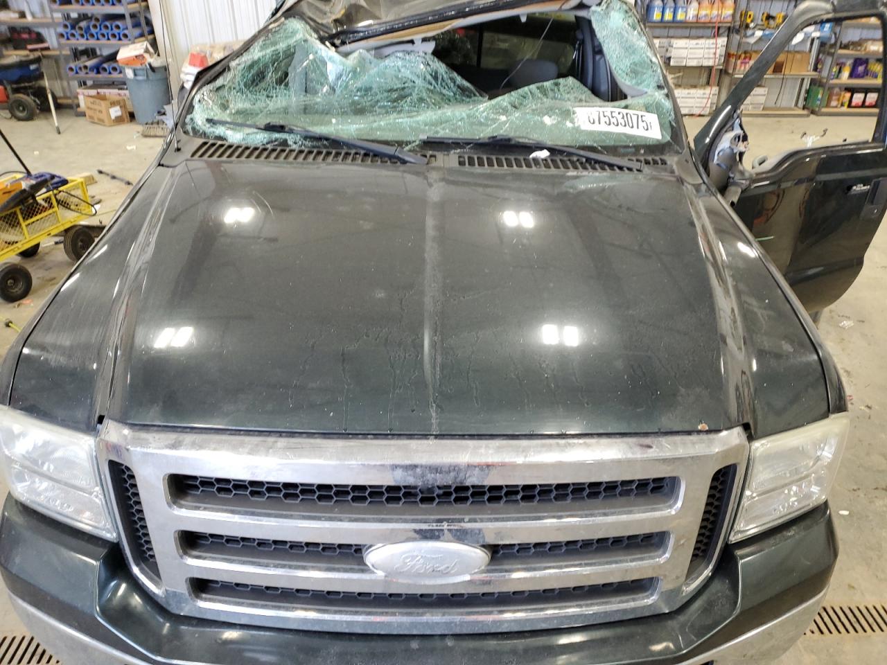 2005 Ford F250 - Image 11