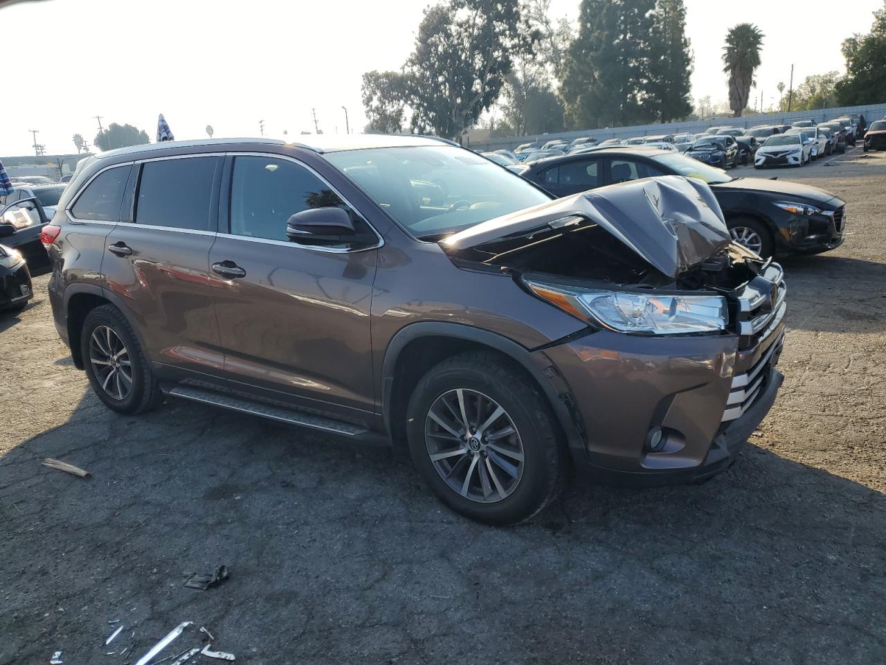 2018 Toyota Highlander - Image 4