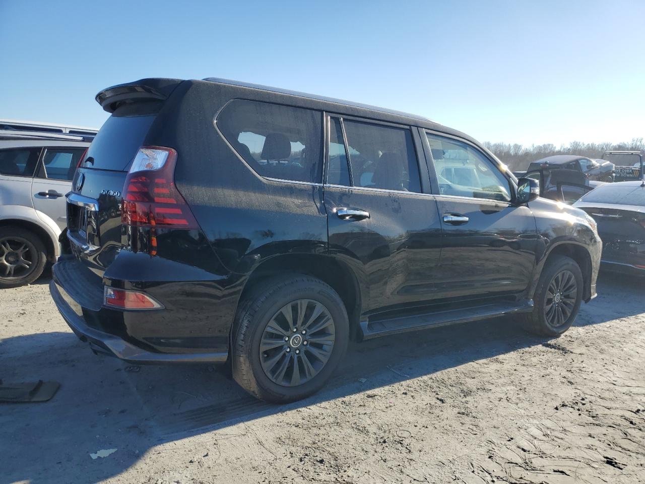 2021 Lexus GX - Image 3
