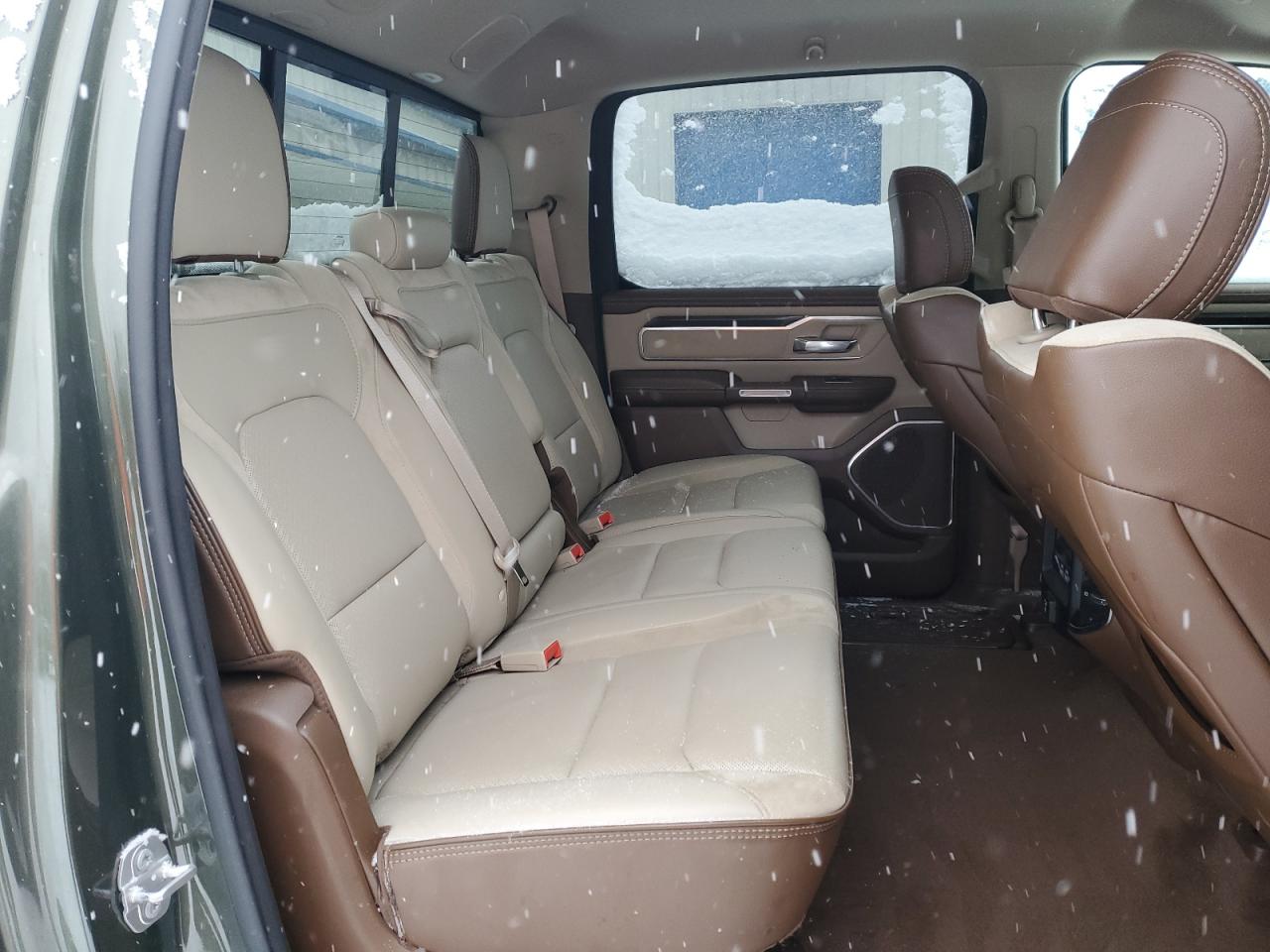 2021 RAM 1500 - Image 10