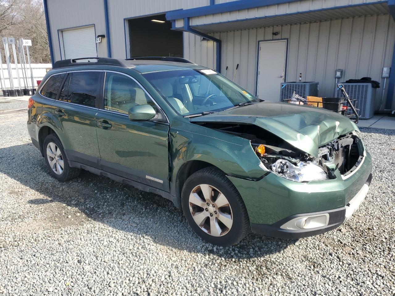 2011 Subaru Outback - Image 4
