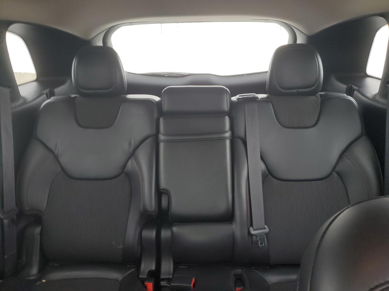 2018 Jeep Cherokee - Image 10