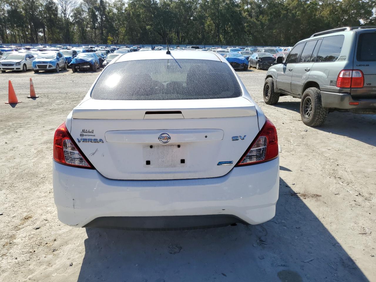 2015 Nissan Versa - Image 6