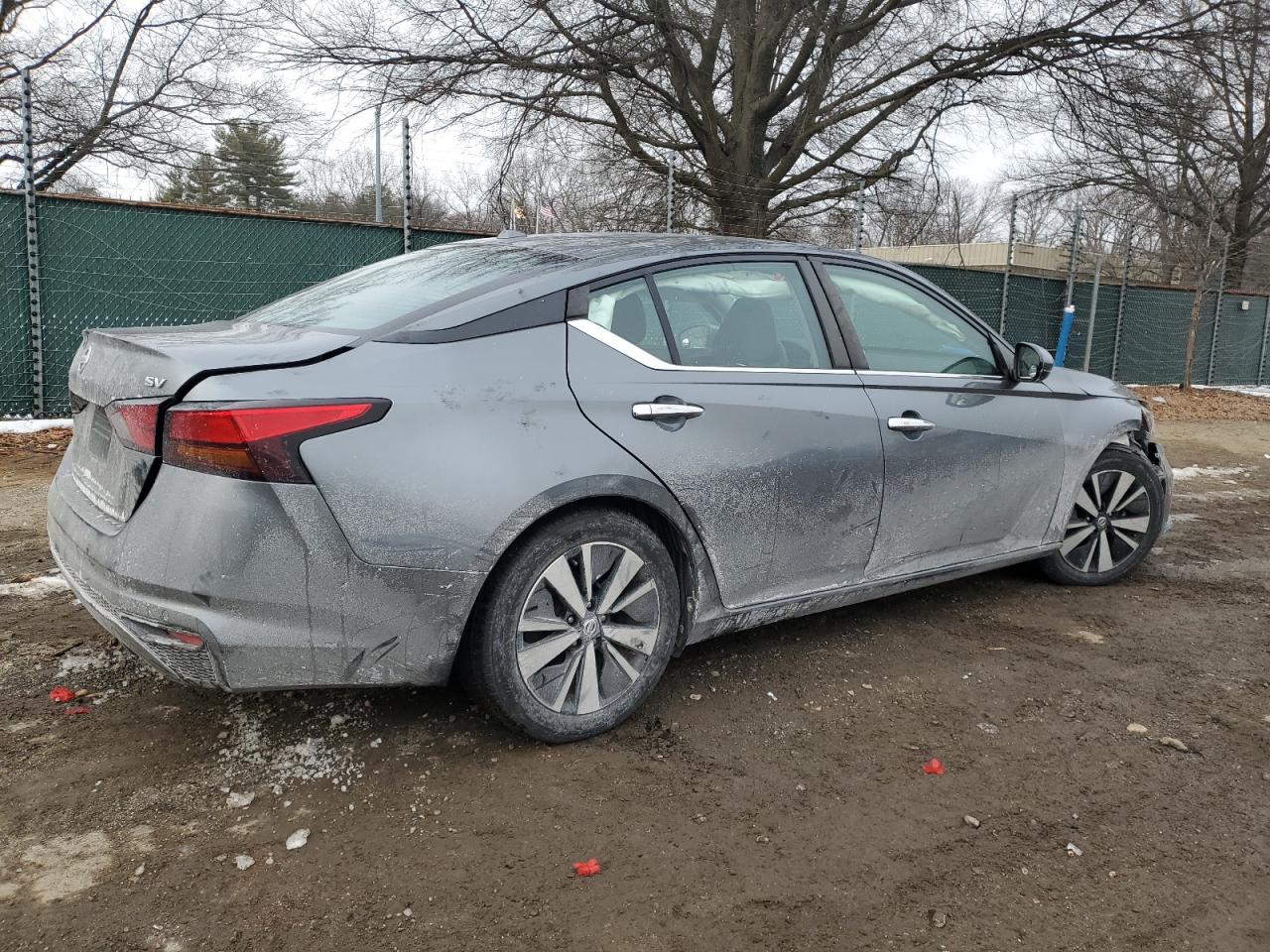 2021 Nissan Altima - Image 3